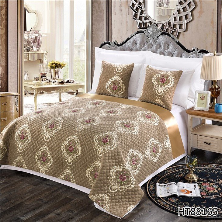 Hotel & Motel Bedspreads